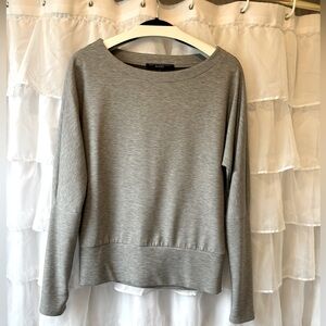 White House Black Market WKND sweatshirt Size Small